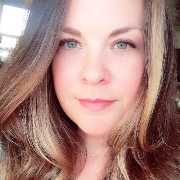 Meet your Posher, Amy - Picture 5 of 6